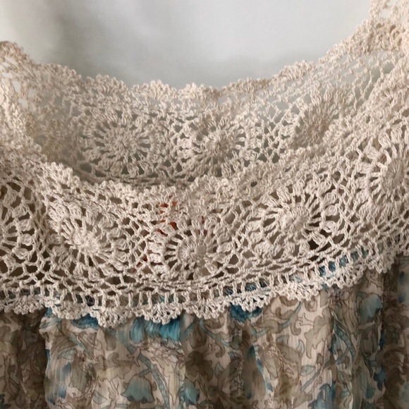 Gorgeous sheer lined dress - Picture 2 of 3